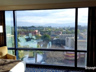 disneyland hotel 2