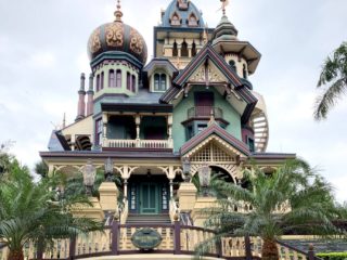 mystic manor hong kong disneyland (1)