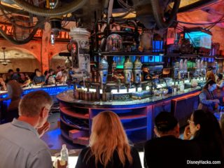 ogas cantina star wars galaxys edge disney hacks (1)